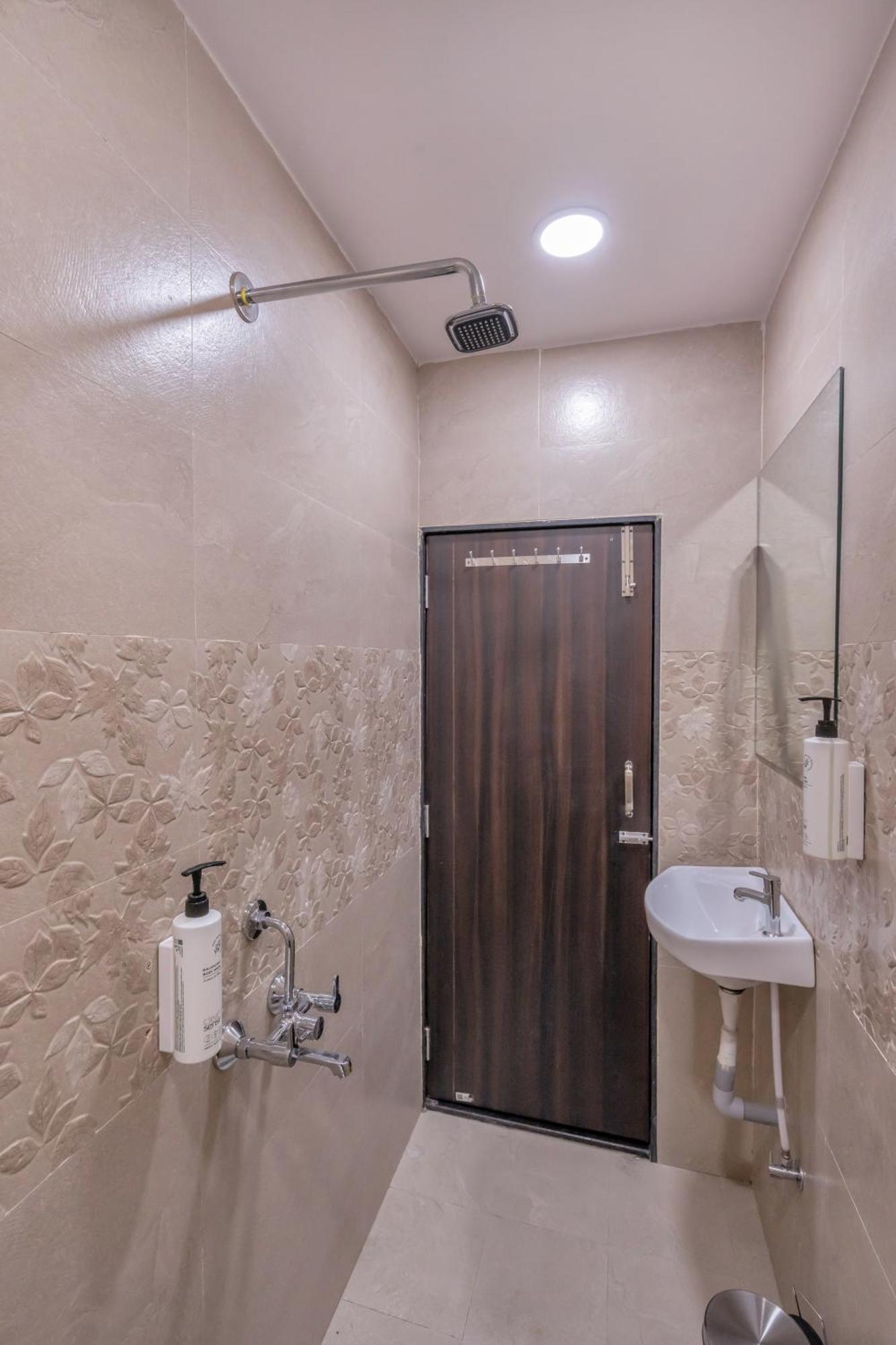 Myspace Hotel Shree Vaibhav Nagpur Exterior foto
